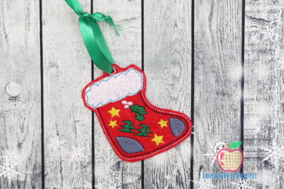 Review: Christmas Socks ITH Ornament Design
